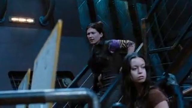 Миссия «Серенити» Serenity (2005).avi смотреть онлайн