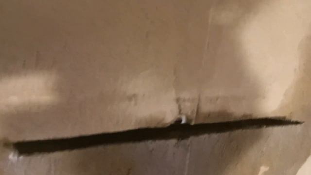 Как спасти отслоившуюся штукатурку, плитку! И что дела смотреть онлайн