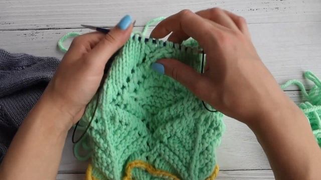 Шикарная ажурная кокетка спицами. Заключительная часть/Chic openwork yoke with knitting needles. смотреть онлайн