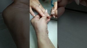 "Голый" маникюр