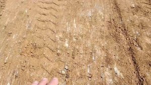Подготовка дороги к участкам для дольнейшего строительства.