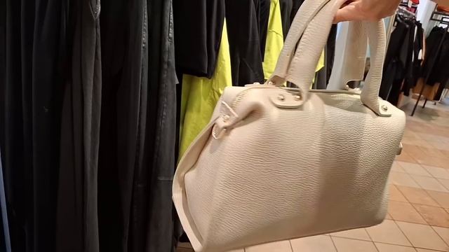 Новая коллекция в LIBERTY👗Решила нарастить волосы👩🦰 смотреть онлайн