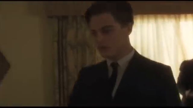 Фрагмент из фильма "Поймай меня, если сможешь" смотреть онлайн