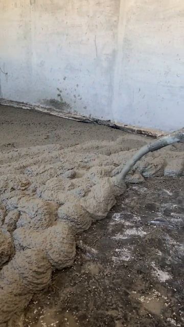 Заливаем черновую стяжку из полистиролбетона! смотреть онлайн