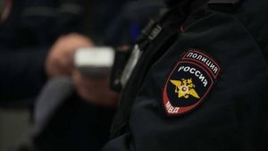 Мужчина зарезал возлюбленную у остановки в Москве