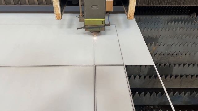 Лазерне різання нержавіючої сталі САТИН у плівці PVC | Laser cutting of SATIN stainless steel in PV смотреть онлайн