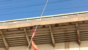 Проход под мостом