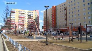 С вандализмом на детских площадках борются в Мирном