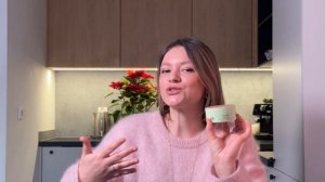 Косметичні фаворити 2024: найкраща косметика для волосс