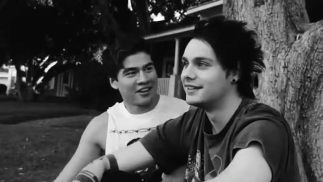 Я всегда буду рядом/ Трейлер/wattpad04* смотреть онлайн