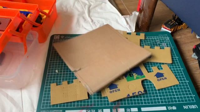 EASY TO MAKE CARDBOARD CASTLE - LEVEL 1 | КРЕПОСТЬ ИЗ КАРТОНА ЛЕГКО - УРО?