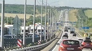 Огромная пробка М4 ДОН, трасса стоит! У Людей Шок!!! АВГ?