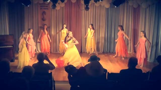 Дункановская студия "Dance-o-Dora" - "Айседора Дункан" на песню Зои Ященко и группы "Белая гвардия" смотреть онлайн