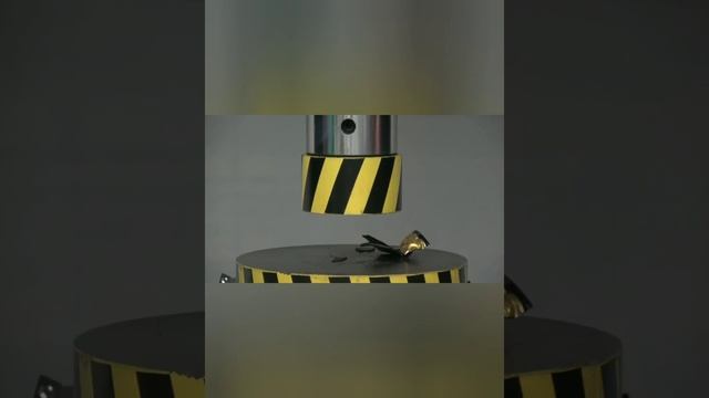 Гидропресс 2,5тонн против 1000листов бумаги А4. смотреть онлайн