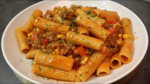 ЧТО ПРИГОТОВИТЬ БЫСТРО И ВКУСНО? Макароны с фаршем, кукурузой и моцареллой по супер-рецепту!