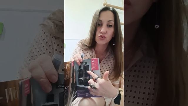 Новинка Avon спрей для волос "Мега-объем" смотреть онлайн