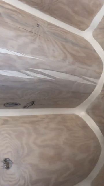 Убираем трещины в бревне правильно. Трещины в деревян? смотреть онлайн