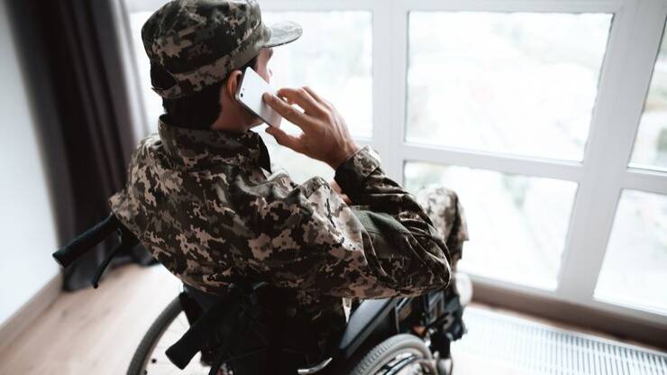 Не надо надомной смеяться