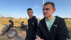 ПОКАТУШКИ ПО СЕЛУ НА МОТОЦИКЛАХ С ДРУЗЬЯМИ! ВСТРЕТИЛ Б