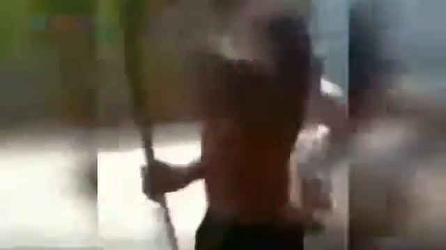 Крепкий парень смотреть онлайн