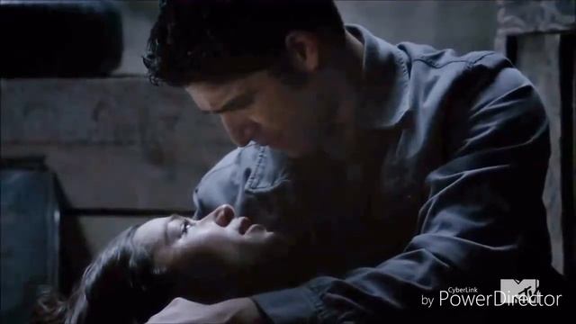 Виноваты звезды, волчонок, Титаник, дивергент смотреть онлайн