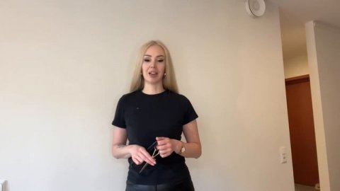 КАК ПОДСТРИЧЬ ВОЛОСЫ САМОЙ СЕБЕ В ДОМАШНИХ УСЛОВИЯХ