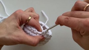 Ограничитель для двери крючком