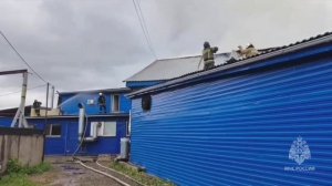 Крупный пожар в Красноярске на ул. Тамбовской. Горит пекарня. Площадь пожара составляет 1500 кв.