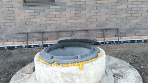 Отвод канализации в поселке