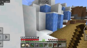 путешествую по мирам майнкрафта.