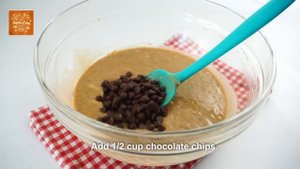 Don't Waste Overripe Bananas! Super Moist Banana Chocolate Chip Bread