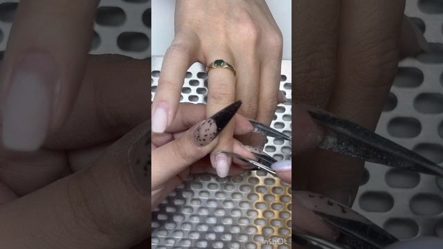 КОРРЕКЦИЯ НАТУРАЛЬНЫХ НОГТЕЙ/СОБАКА НА МАНИКЮРЕ/АНТИ? смотреть онлайн