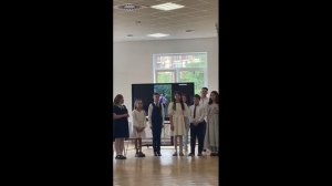 Аишка окончила начальную школу