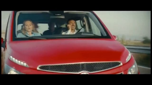 ТОП 3 смешных комедии смотреть онлайн