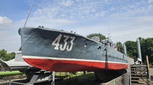 Работы по бронекатеру БК-433 в Центральном Музее Вооруженных Сил, 31 мая 2025