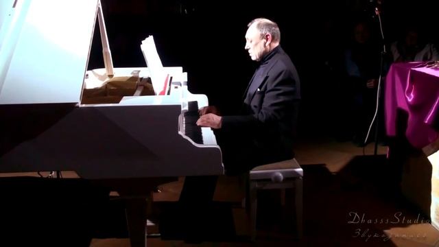 Копия видео "Бальдассаре Галуппи. Соната in С. Юрий Дикий." смотреть онлайн