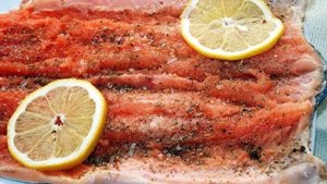 Форель, запеченная в духовке целиком