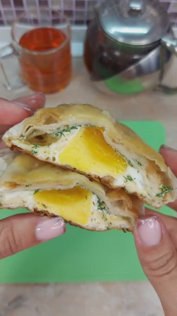 Конвертик из лаваша с сыром и яйцом