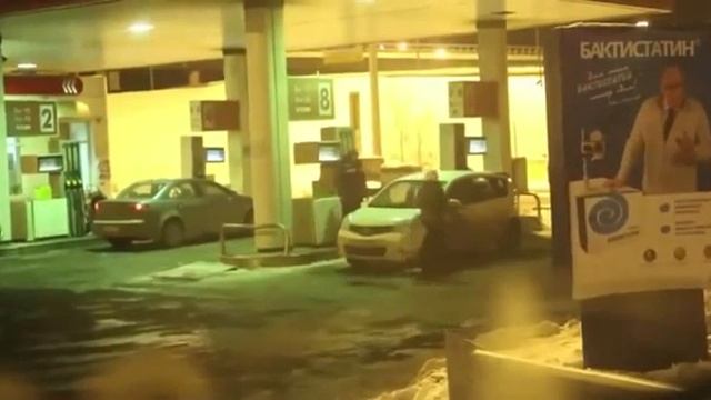 прикол на заправке