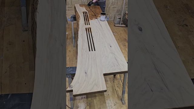 Боольшой подоконник из слэба 💥 #wood #работасдеревом #woo смотреть онлайн