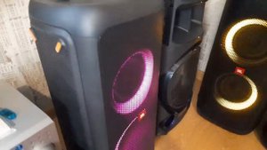 JBL PartyBox 300.mp4