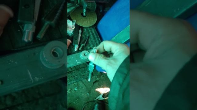 как зеклепать резьбовую заклепку в домашних условиях смотреть онлайн