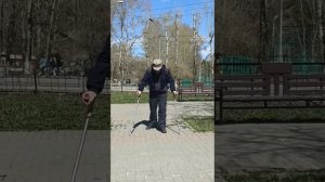 Дневник инсультника  Пробую подлокотные костыли, перв