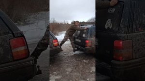 Пытаемся переехать ручей !!!! #Off-road. #Бездорожье .#Зима#sno