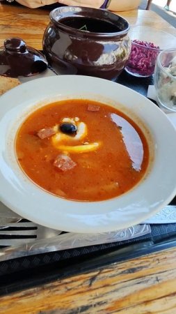 Лазаревское Сочи цены недорого, столовая прямо у моря. Столовая Бристоль Сочи Лазаревское обед на 2