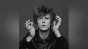 DAVID BOWIE - THE MAN WHO SOLD THE WORLD ПЕРЕВОД (Субтитры)