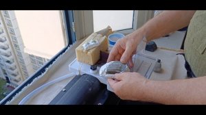 Распиливаем камень в гипсовой колыбельке на станке Авангард-5