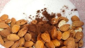 Жареный миндаль