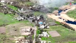 Артиллеристы группы Восток уничтожили укрытия ВСУ, использлвавшиеся для размещения л/с и техники