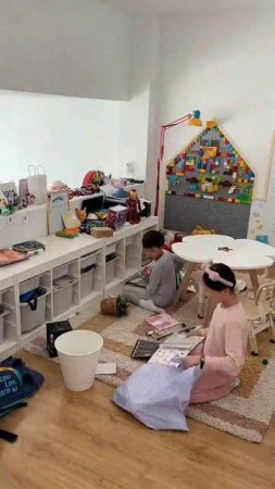 Please help me to supervise them to organize the room